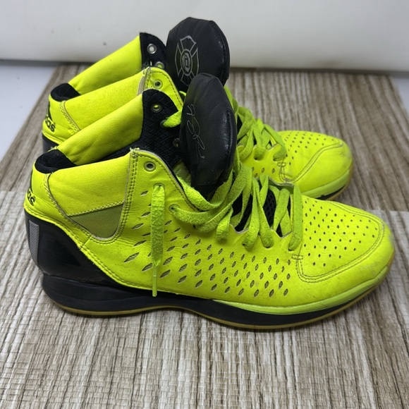 Adidas Derrick Rose Sneakers - Picture 6 of 12